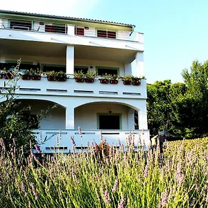 Frgacic I Apartament Baška